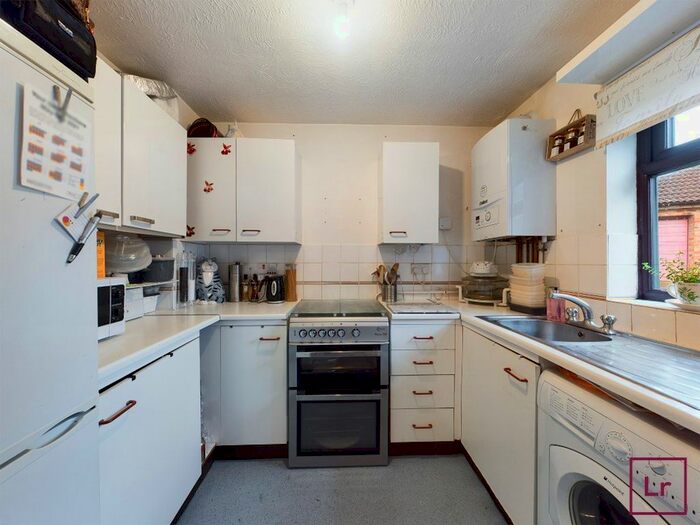 1 Bedroom Property To Rent In Barnaby Close, Harrow, HA2