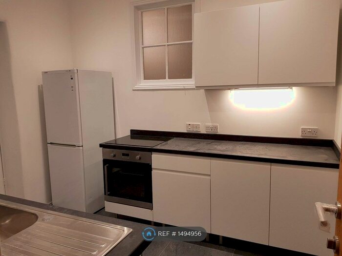 2 Bedroom Flat To Rent In Carholme Road, London, SE23