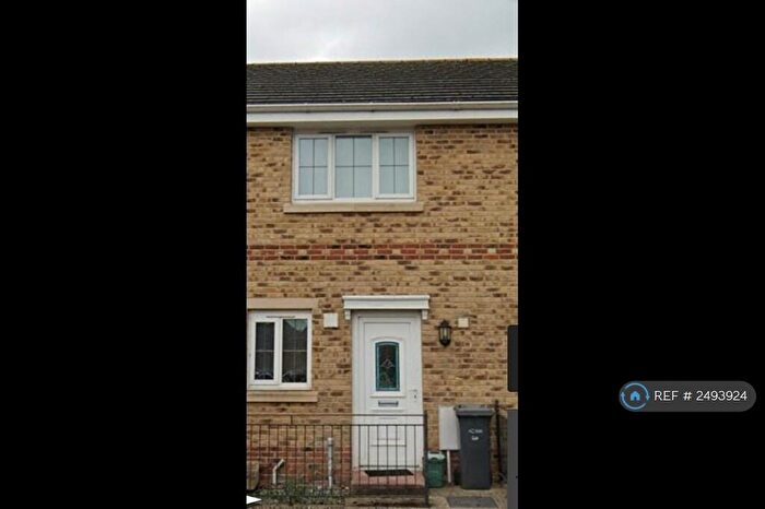 2 Bedroom Terraced House To Rent In Bowdens Mead Close, Newport, PO30