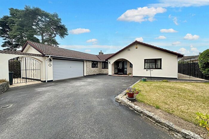3 Bedroom Detached Bungalow For Sale In Ferndown, BH22