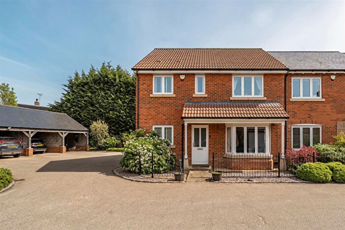 3 Bedroom Semi Detached House For Sale In Jockey Lane, Bromham, SN15