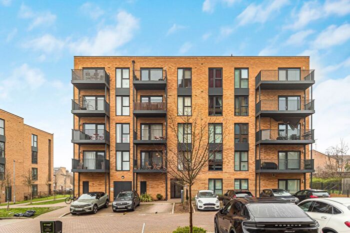 1 Bedroom Flat To Rent In Bowen Drive, Charlton, London, SE7