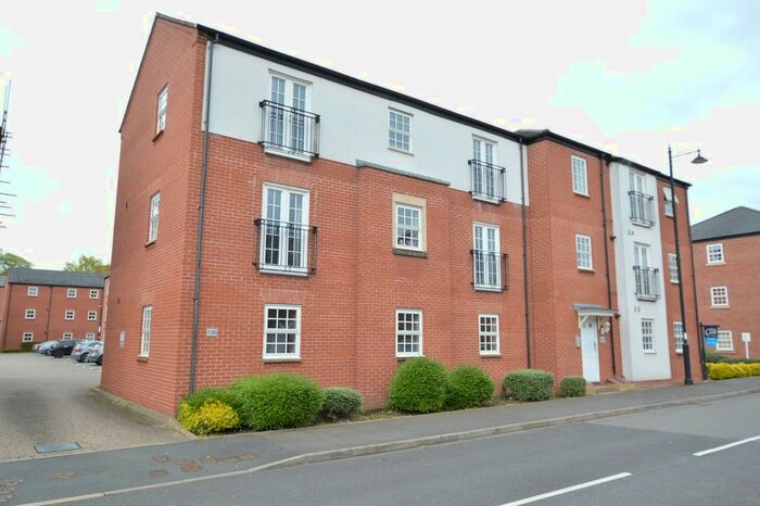 2 Bedroom Flat To Rent In Horseshoe Crescent, Great Barr, Birmingham, B43