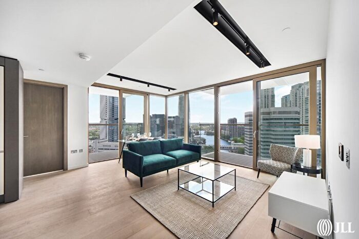 2 Bedroom Flat To Rent In Park Drive Park Drive, E14