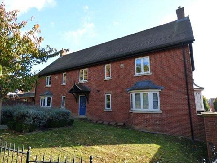 2 Bedroom Apartment To Rent In Folders Gate, Ampthill, Bedfordshire, MK45