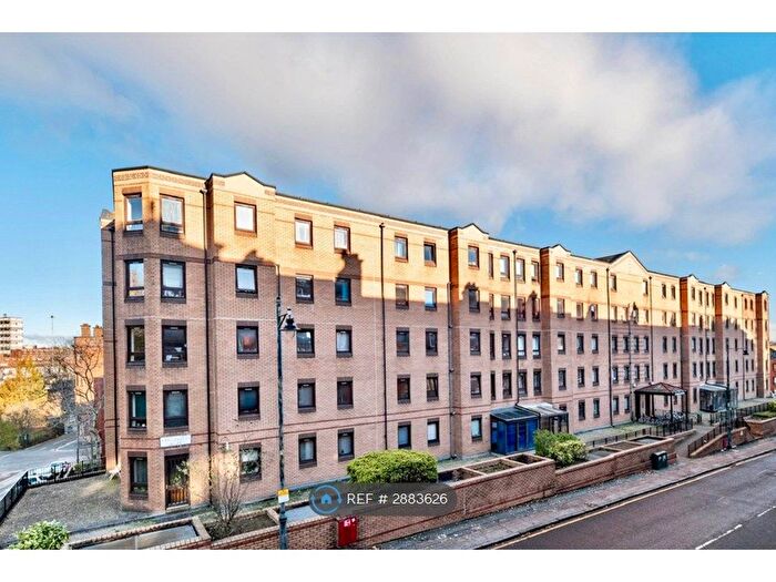 2 Bedroom Flat To Rent In West Graham Street, Glasgow, G4