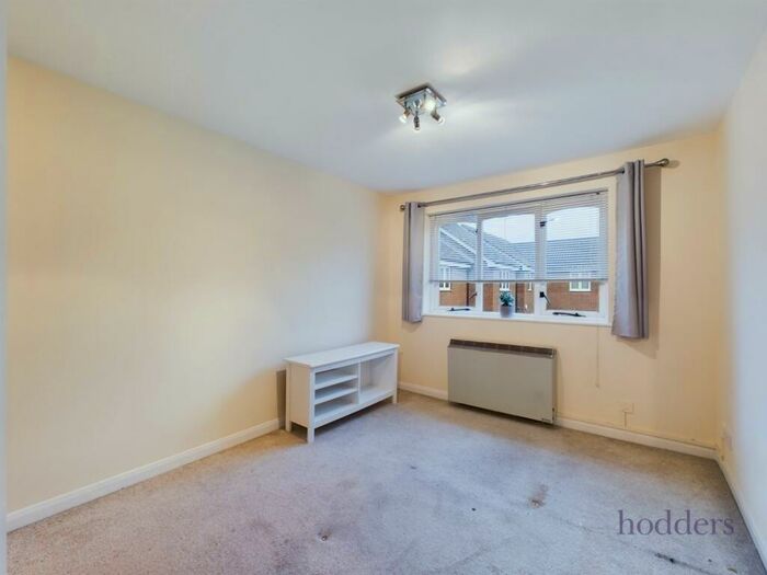 1 Bedroom Apartment To Rent In Chertsey, Surrey, KT16