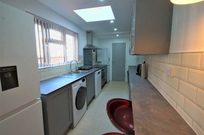 5 Bedroom Terraced House To Rent In Orwell Road, Coventry, CV1