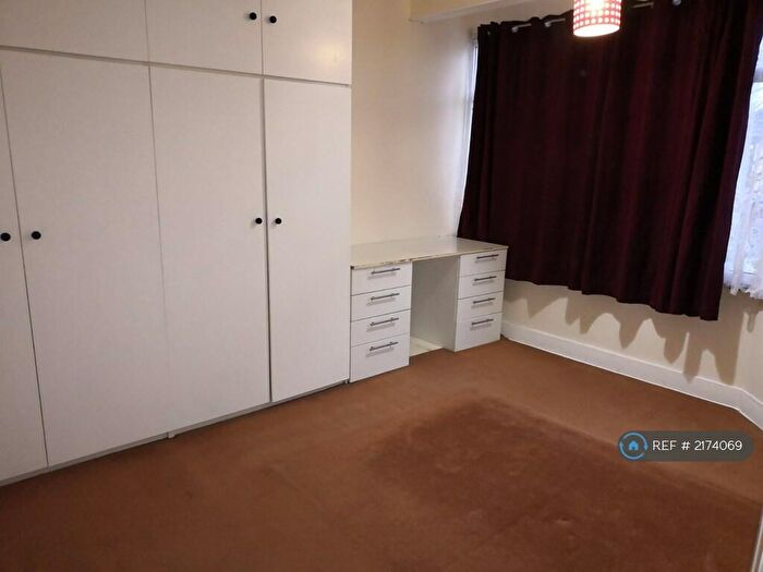 3 Bedroom Terraced House To Rent In Saltash Road, London, IG6