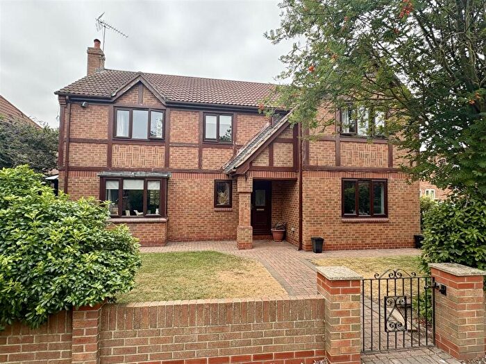 4 Bedroom Detached House To Rent In Ferry Close, Hook, DN14