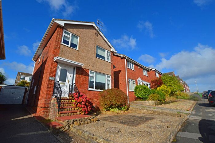 3 Bedroom Detached House For Sale In Shelton Avenue, East Ayton, Scarborough, YO13