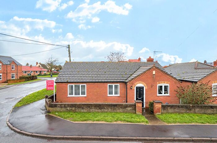 3 Bedroom Bungalow For Sale In Fen Road, Billinghay, LN4