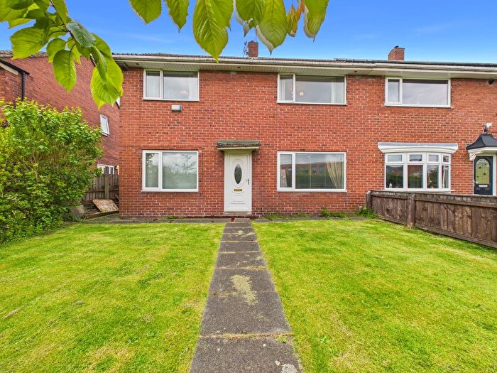3 Bedroom Semi-Detached House For Sale In Hallgarth, Gateshead, NE10