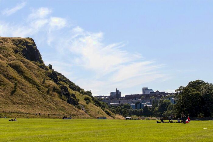 1 Bedroom Flat To Rent In Edinburgh, EH8