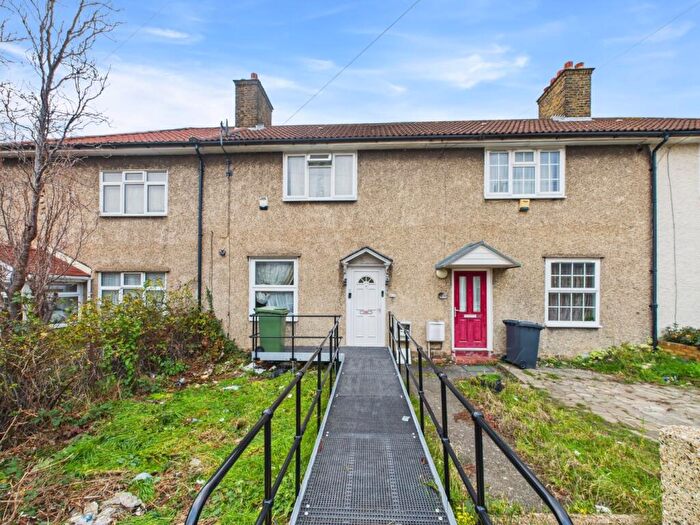 3 Bedroom Terraced House For Sale In Tristram Road, Bromley, Kent, BR1