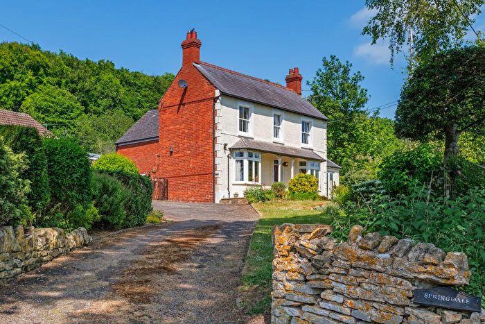 5 Bedroom Detached House For Sale In Ludlow Green, Ruscombe, GL6