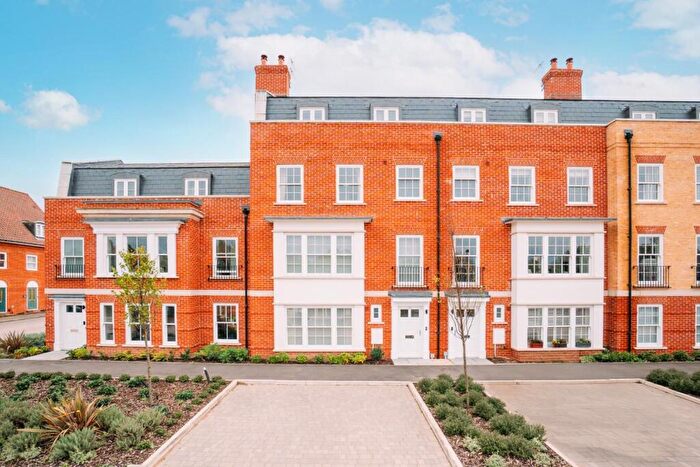 4 Bedroom Town House To Rent In Abbots Gate, Bury St. Edmunds, IP33