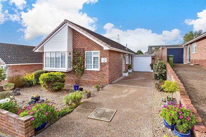 2 Bedroom Detached Bungalow For Sale In Nursery Fields, Hythe, Kent, CT21