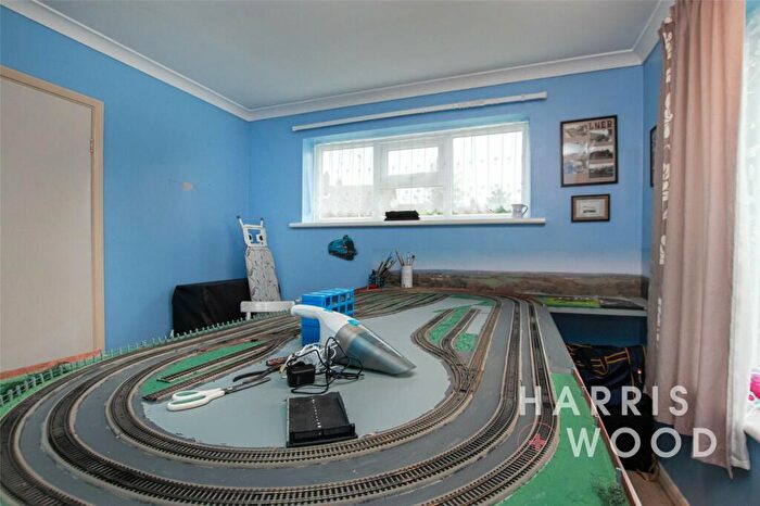 2 Bedroom Bungalow For Sale In Cottage Drive, Colchester, Essex, CO2
