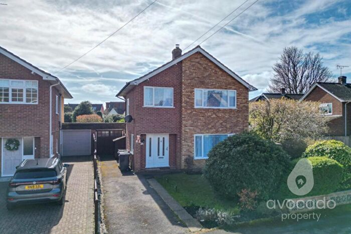3 Bedroom Detached House For Sale In Cross Gardens, Frimley Green, Camberley, Surrey, GU16