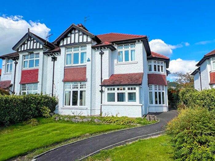 5 Bedroom Semi-Detached House For Sale In Park Street, Bridgend, Bridgend County Borough, CF31