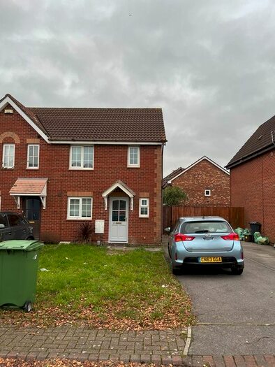 3 Bedroom Semi-Detached House To Rent In Kember Close, Cardiff, CF3