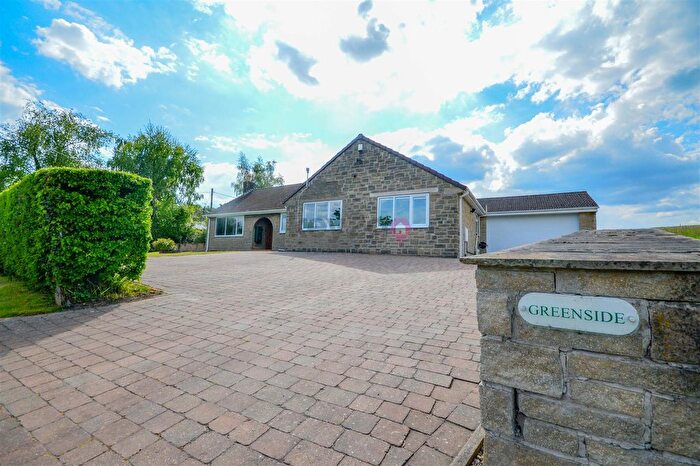 4 Bedroom Detached Bungalow For Sale In Troway, Sheffield, S21