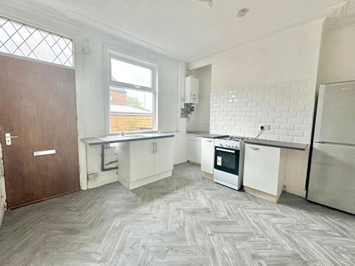 4 Bedroom Terraced House To Rent In Bertrand Street, Leeds, West Yorkshire, LS11
