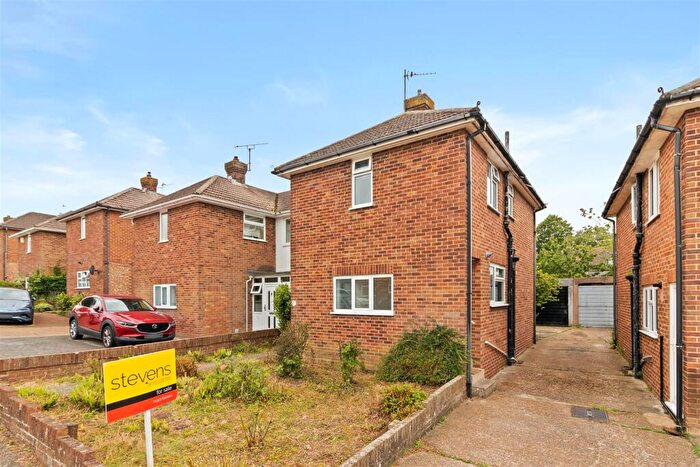 3 Bedroom Semi-Detached House For Sale In Battle Crescent, Hailsham, BN27