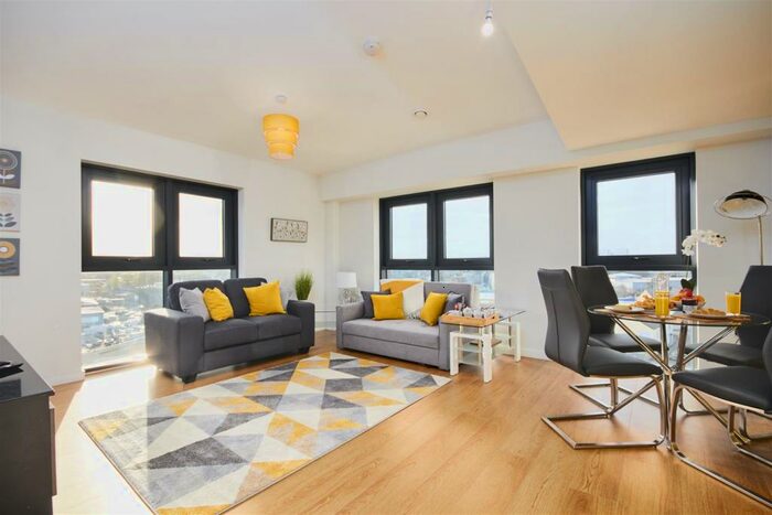 1 Bedroom Apartment To Rent In One Bedroom Apartment - Victoria Riverside, Atkinson Street, Leeds, LS10