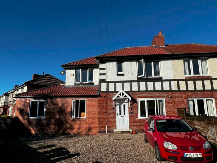 6 Bedroom Semi-Detached House To Rent In Musgrave Gardens, Durham, DH1