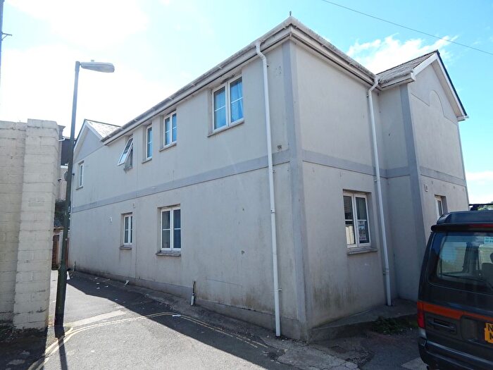 2 Bedroom Flat To Rent In Union Street, Torquay, TQ2