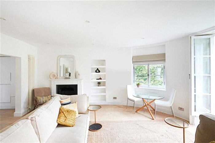2 Bedroom Flat To Rent In Mortlake High Street, London, SW14