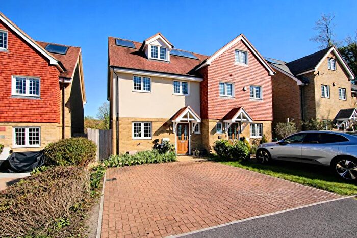 3 Bedroom Semi Detached House For Sale In South Tadworth Farm Close, Tadworth, KT20