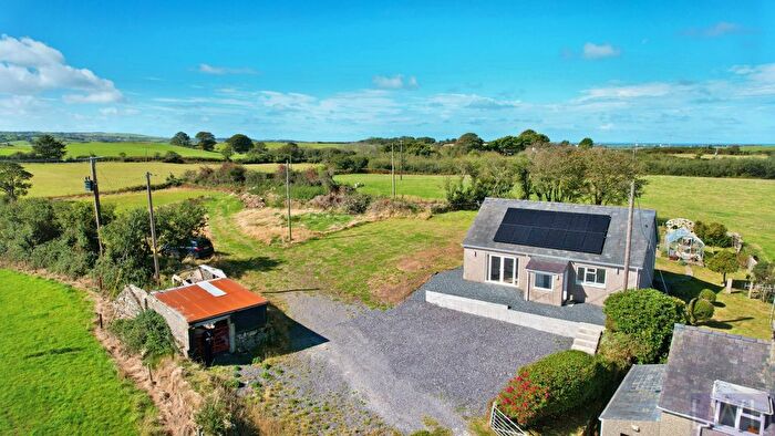 2 Bedroom Bungalow For Sale In Maesoglan Bungalow, Ceidio - Ac, LL53