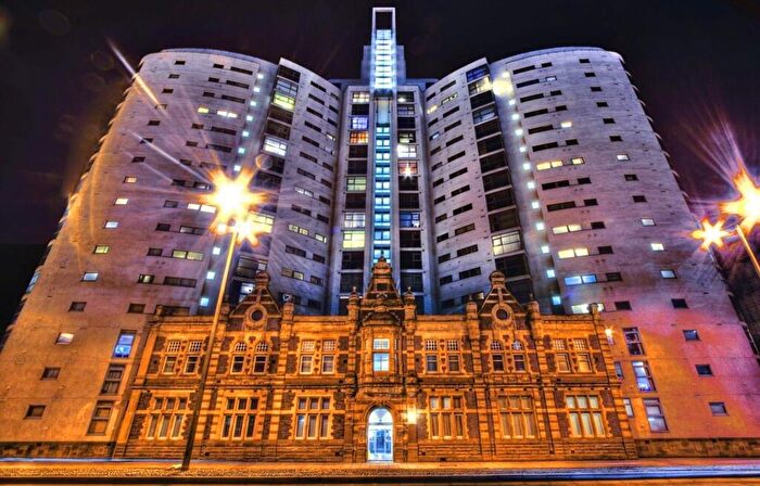 1 Bedroom Apartment To Rent In Bute Terrace, Cardiff, CF10