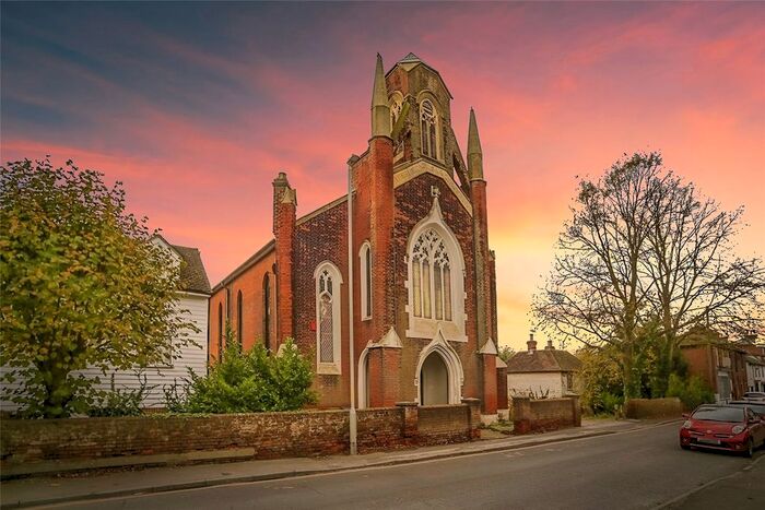 2 Bedroom Flat To Rent In The Street, Boughton-Under-Blean, Faversham, Kent, ME13