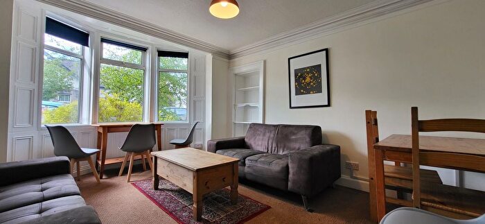 3 Bedroom Flat To Rent In Causewayhead Road, Stirling, FK9