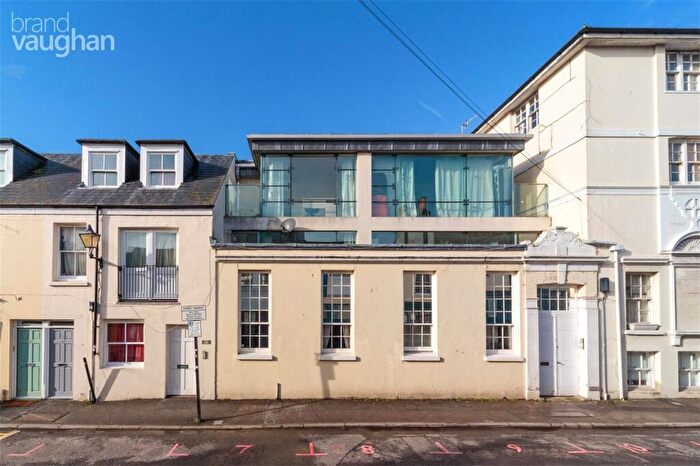 2 Bedroom Flat To Rent In Upper Gardner Street, Brighton, East Sussex, BN1