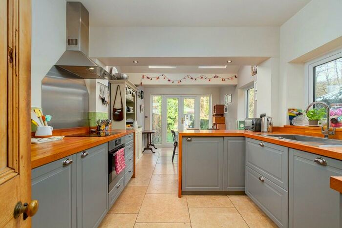 4 Bedroom Terraced House To Rent In Creigiau, CF15