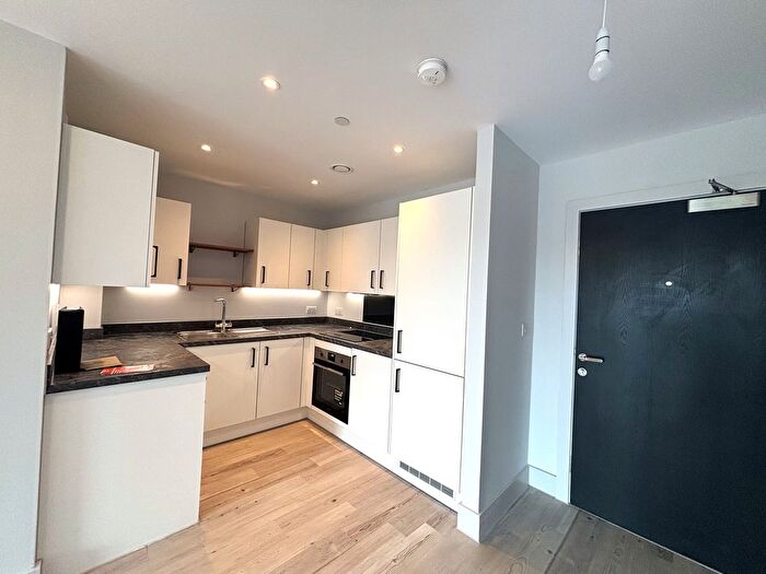 1 Bedroom Flat To Rent In Prince Charles Road, Exeter, EX4