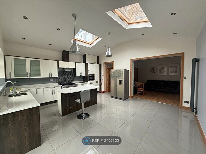 5 Bedroom Terraced House To Rent In Ladysmith Avenue, Ilford, IG2