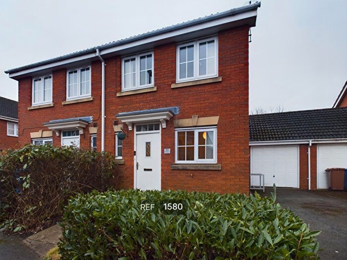 2 Bedroom Semi-Detached House To Rent In Sandholme, Market Weighton, YO43