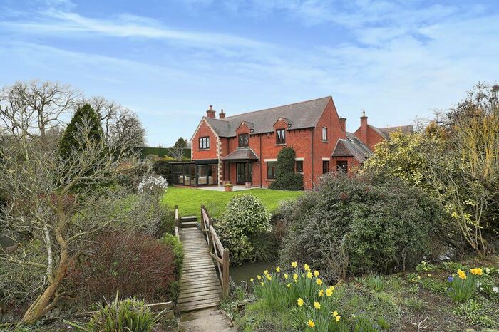 5 Bedroom Detached House For Sale In Murcot Mill, Murcot, Broadway, WR12