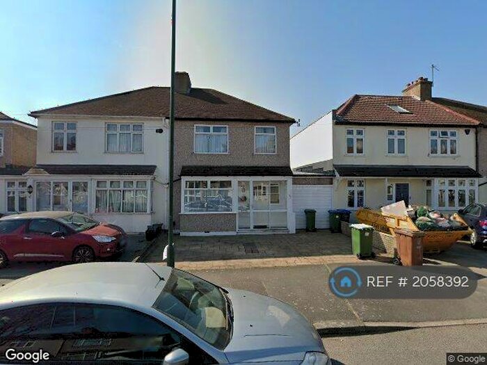 3 Bedroom Semi-Detached House To Rent In Holmesdale Road, Bexleyheath, DA7