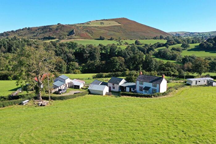 2 Bedroom Country House For Sale In Groesffordd Marli, Abergele, LL22