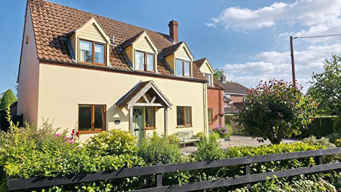4 Bedroom Detached House For Sale In Black Street, Gisleham, NR33