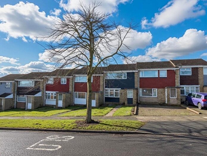 2 Bedroom Terraced House For Sale In Kingsway, Sunniside, NE16