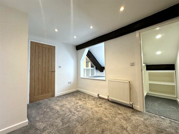 3 Bedroom Cottage To Rent In Woolrow Cottage, Birkhouse Road, Bailiff Bridge, Brighouse, HD6