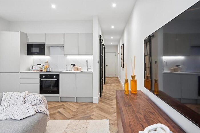 1 Bedroom Apartment For Sale In Plot, Pacific House, Marlow, SL7